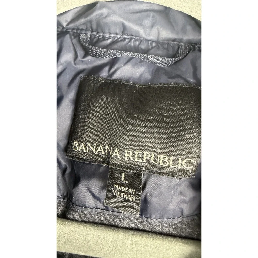 Banana Republic blue sleeveless bubble vest, zip/snap close, men's large